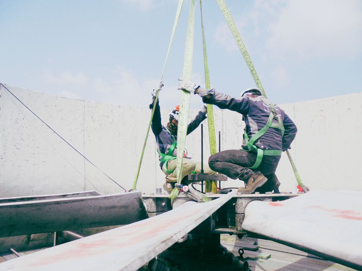 Cooling tower overhaul and maintenance service in Thailand